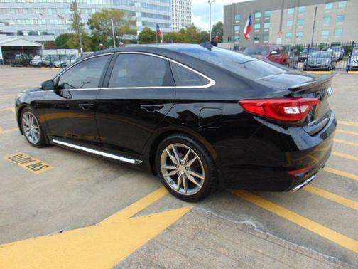 2017 Hyundai SONATA Sport 2.0T