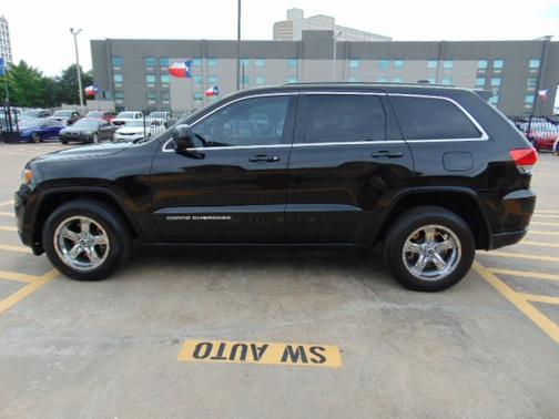 2014 Jeep Grand Cherokee 4WD 4dr Laredo