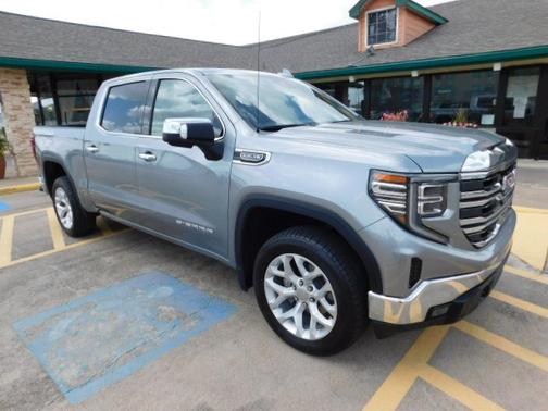 Sterling Metallic 2025 GMC Sierra 1500 2WD Crew Cab 147" SLT