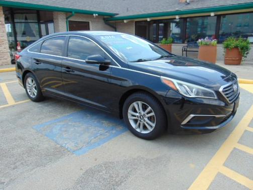 2016 Hyundai SONATA 4dr Sdn 2.4L SE