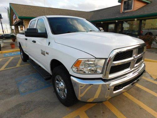 2017 RAM 3500 Tradesman Crew Cab 4x2 8' Box