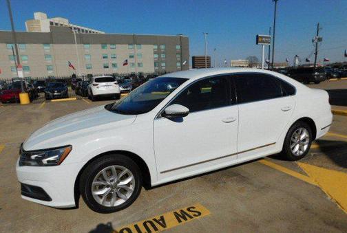 2017 Volkswagen Passat 1.8T S