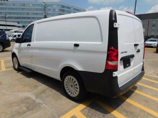 2019 Mercedes-Benz Metris Base