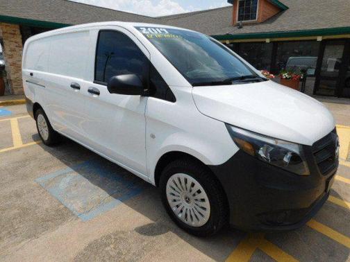 2019 Mercedes-Benz Metris Base
