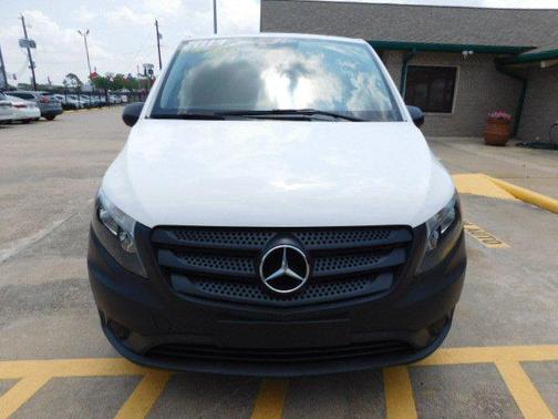 2019 Mercedes-Benz Metris Base