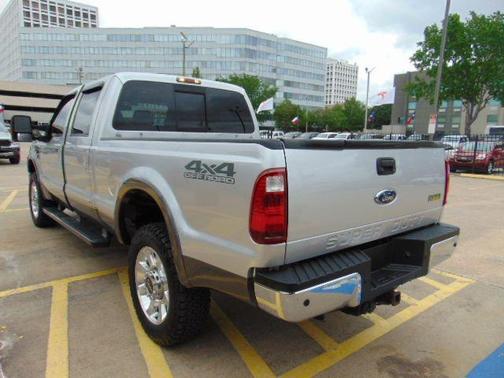 2010 Ford F-350 4WD CREW CAB