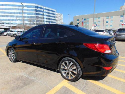 2017 Hyundai Accent Value Edition