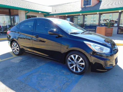 2017 Hyundai Accent Value Edition