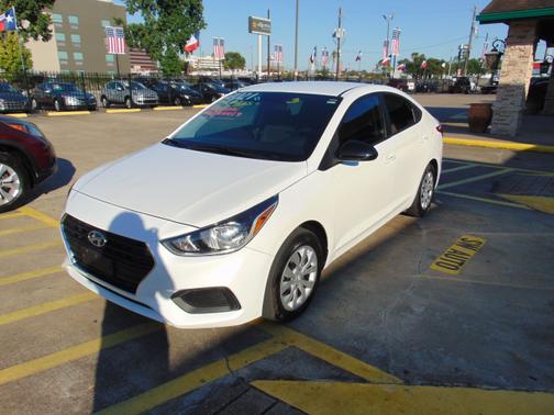 2021 Hyundai Accent SE