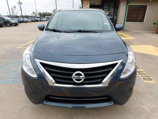 2017 Nissan Versa S Manual