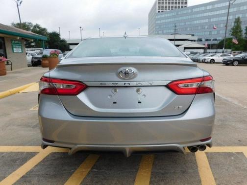Celestial Silver Metallic 2019 Toyota Camry SE Auto (Natl)