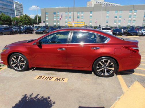 2017 Nissan Altima 2.5 SR