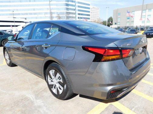 2023 Nissan Altima S FWD