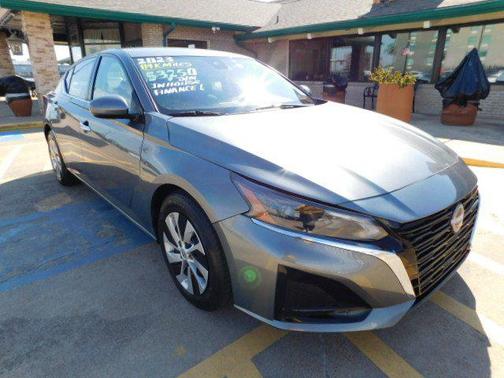 2023 Nissan Altima S FWD