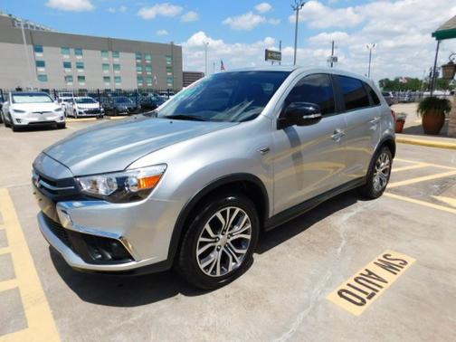 Alloy Silver Metallic 2018 Mitsubishi Outlander Sport ES 2.0 Manual