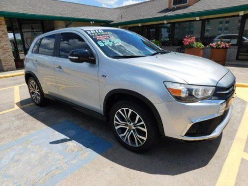Alloy Silver Metallic 2018 Mitsubishi Outlander Sport ES 2.0 Manual