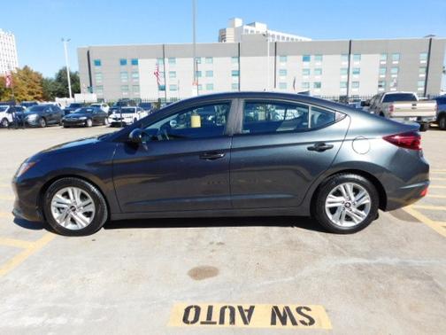 2020 Hyundai ELANTRA SEL IVT