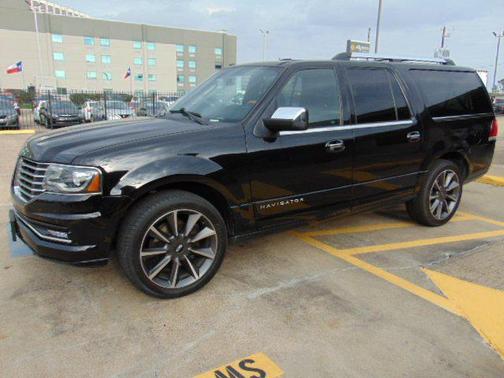 2017 Lincoln Navigator L Reserve