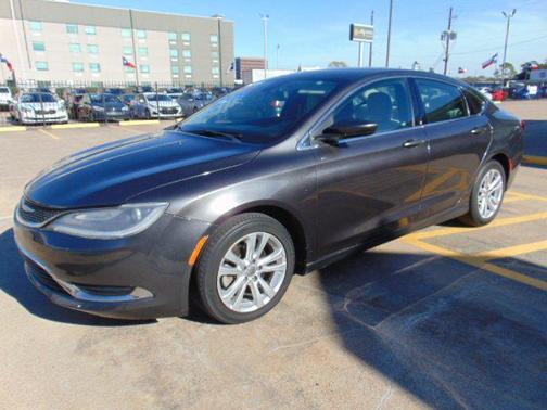 2016 Chrysler 200 Limited