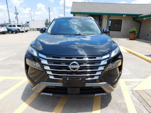 Super Black 2025 Nissan Rogue FWD SL