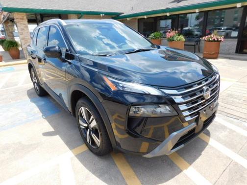 Super Black 2025 Nissan Rogue FWD SL
