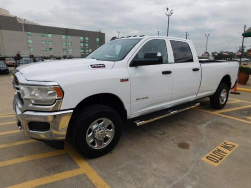 2019 RAM 2500 Tradesman 4x4 Crew Cab 8' Box