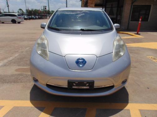 2011 Nissan Leaf 4dr HB