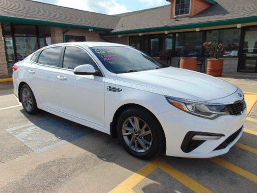 2020 Kia Optima LX