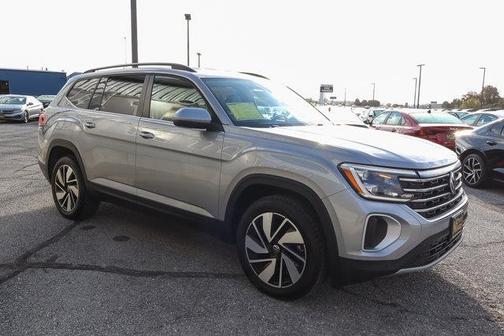 2024 Volkswagen Atlas 2.0T SE w/Technology