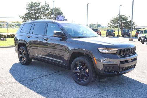 2025 Jeep Grand Cherokee L Laredo