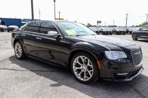 2019 Chrysler 300