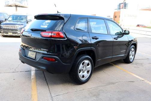 2015 Jeep Cherokee Sport