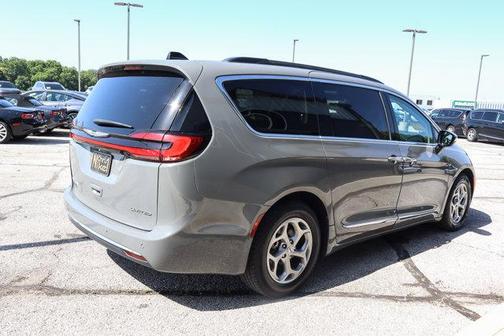 2023 Chrysler Pacifica Limited
