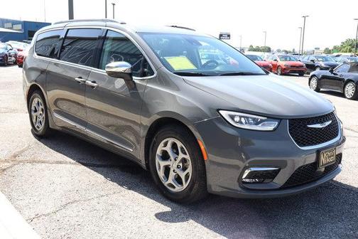 2023 Chrysler Pacifica Limited