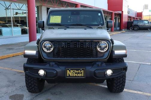 2025 Jeep Gladiator Sport