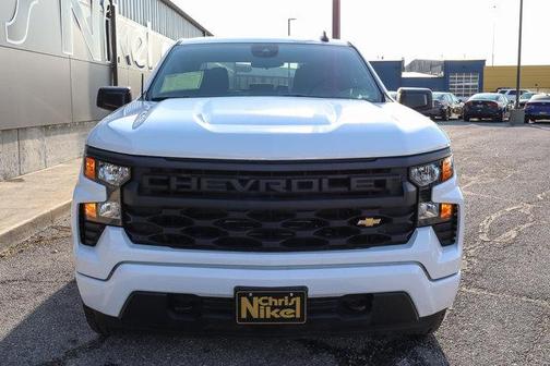 2023 Chevrolet Silverado 1500 Custom