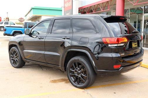 2022 Jeep Grand Cherokee WK Laredo