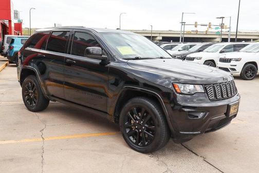2022 Jeep Grand Cherokee WK Laredo