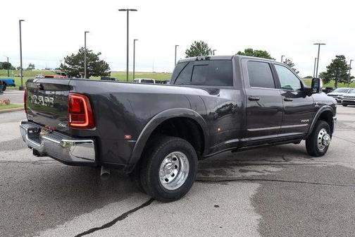 2025 RAM 3500 Limited
