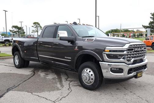 2025 RAM 3500 Limited