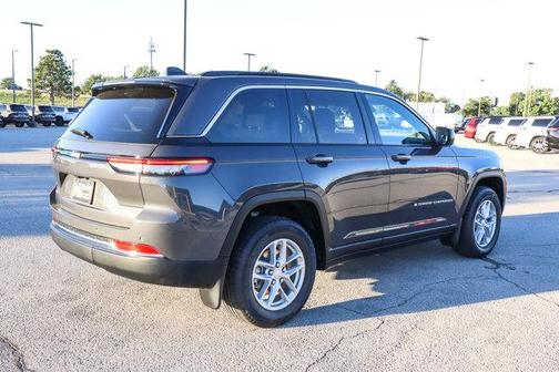 2025 Jeep Grand Cherokee Laredo X