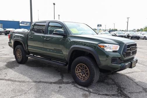 2022 Toyota Tacoma SR5