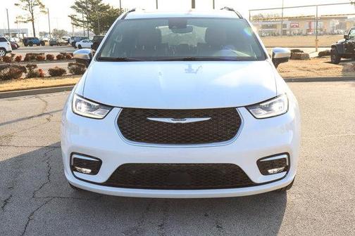 2025 Chrysler Pacifica Pinnacle