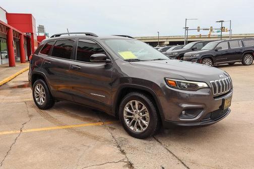 2022 Jeep Cherokee Latitude Lux
