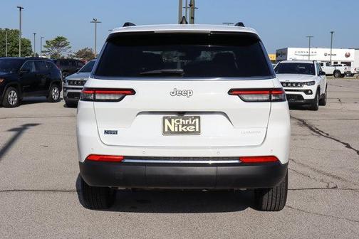 2025 Jeep Grand Cherokee L Laredo