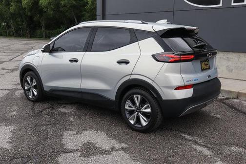 2023 Chevrolet Bolt EUV LT
