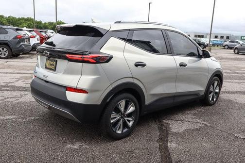 2023 Chevrolet Bolt EUV LT