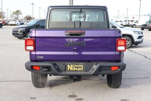 2026 Jeep Gladiator Sport