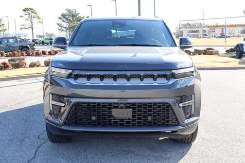 2026 Jeep Grand Wagoneer Base