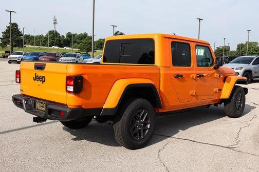 2025 Jeep Gladiator Sport